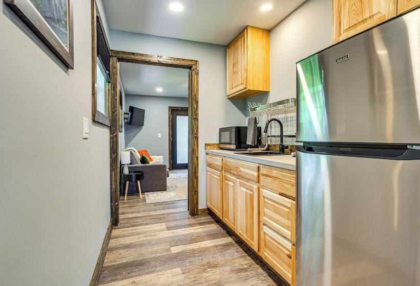 Infinity Pool + Mtn Views: Luxe Talking Rock Home