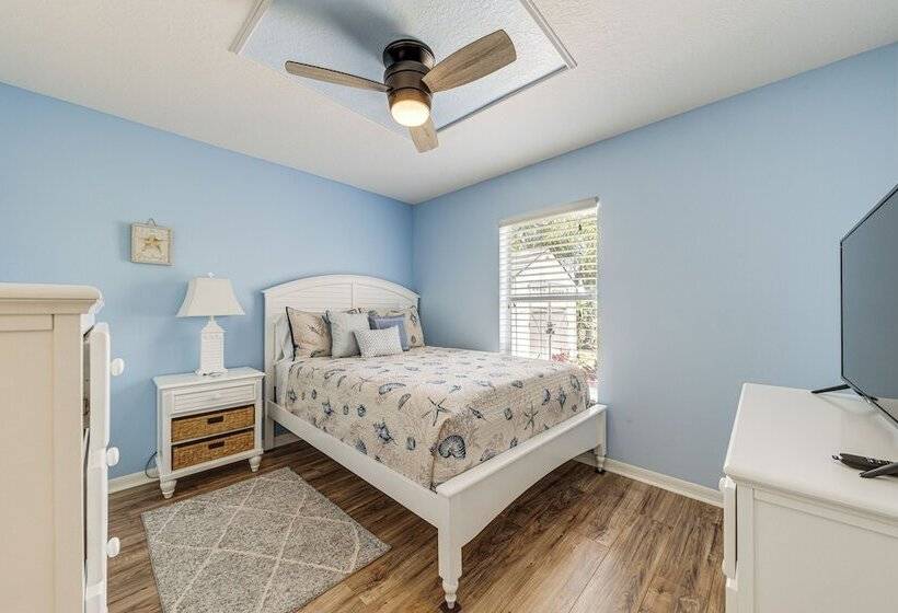 Pet Friendly Florida Home W/ Patio + Gas Grill!