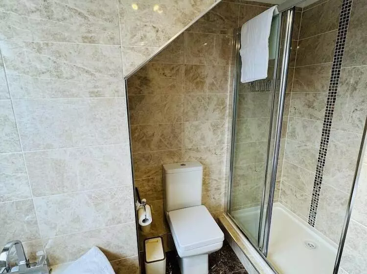 Residenssi Entire 4 Bed House In Sunderland