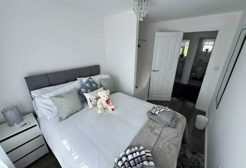 レジデンス Modern 3 Bed Hideaway Near Westgate With Parking