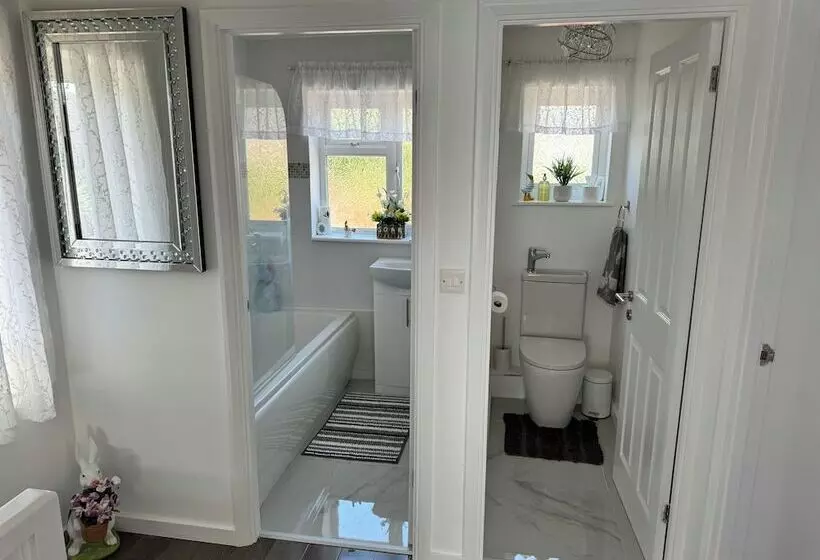 レジデンス Modern 3 Bed Hideaway Near Westgate With Parking