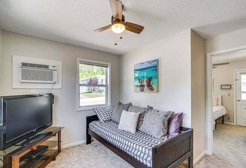 Private Dock & Deck: Waterfront Camdenton Home!