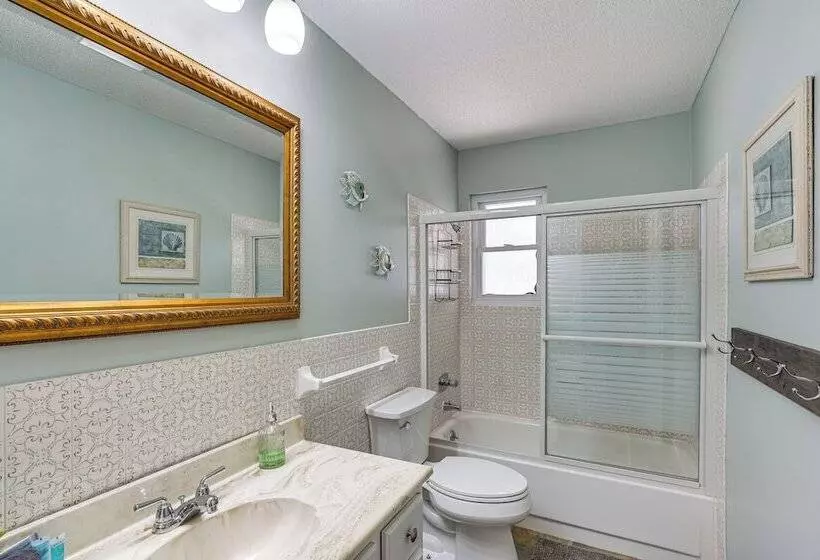 Private Dock & Deck: Waterfront Camdenton Home!