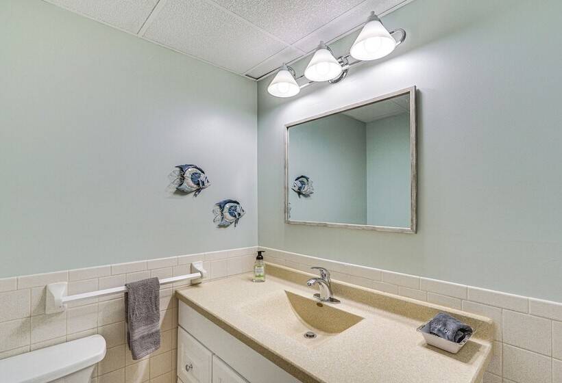 Private Dock & Deck: Waterfront Camdenton Home!