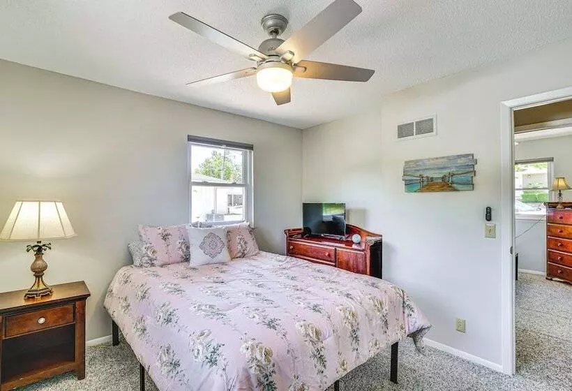 Private Dock & Deck: Waterfront Camdenton Home!