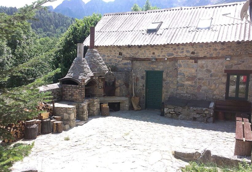 Albergue El Betato Hostel