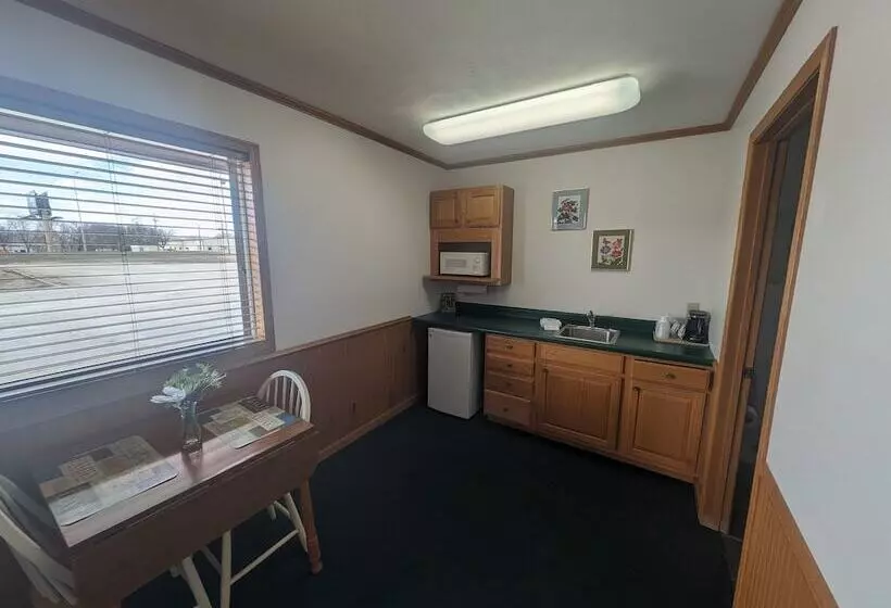 Auburn Inn Motel & Long Creek Rv Park