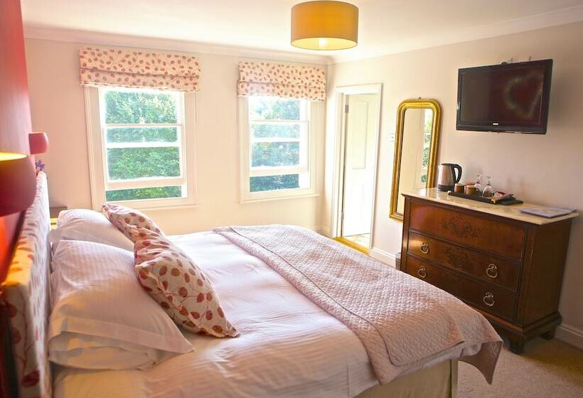 تختخواب و صبحانه The Art House Hove