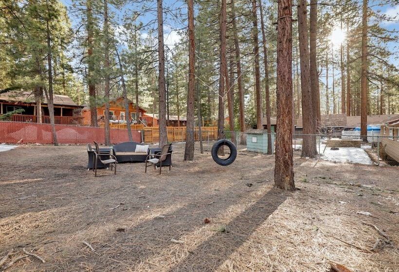 Brownie Family Retreat #2284