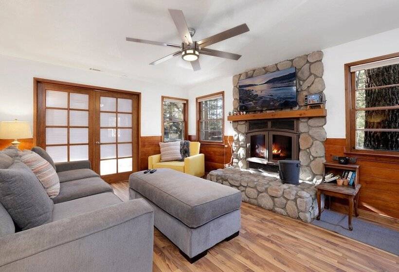 Brownie Family Retreat #2284