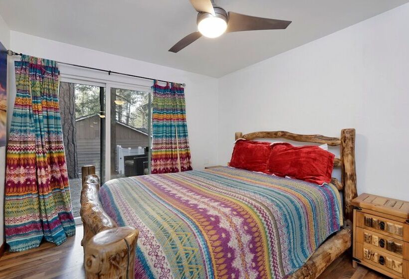 Brownie Family Retreat #2284