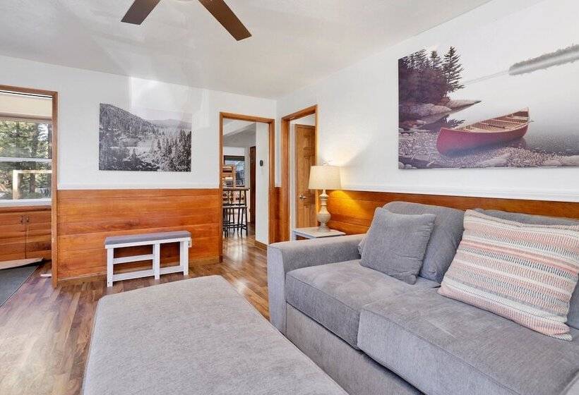 Brownie Family Retreat #2284