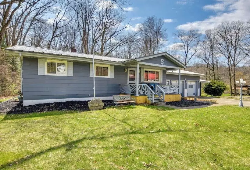 Cozy Dubois Home W/ Deck ~ 8 Mi To Treasure Lake!