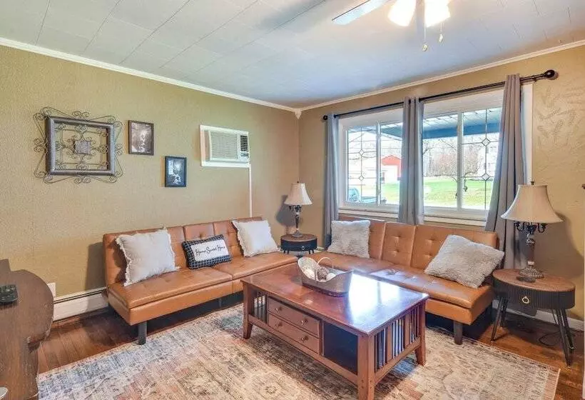 Cozy Dubois Home W/ Deck ~ 8 Mi To Treasure Lake!