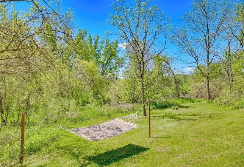 Geodesic Dome House: 18 Acres On Baraboo River!