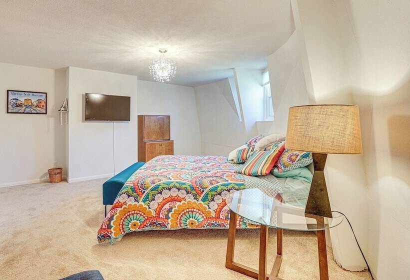 Geodesic Dome House: 18 Acres On Baraboo River!