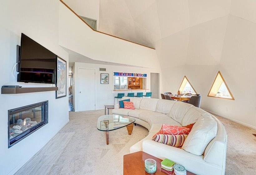 Geodesic Dome House: 18 Acres On Baraboo River!