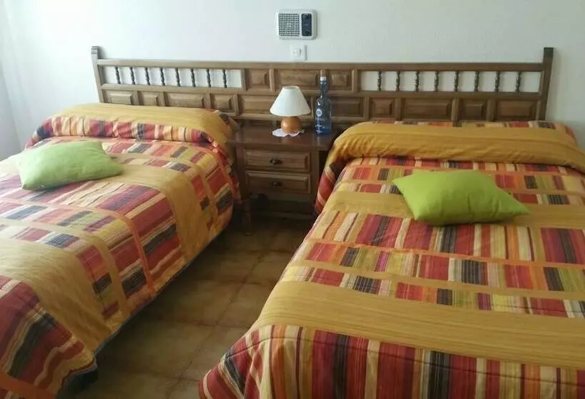 Hostelli El Mirador Del Caslilla