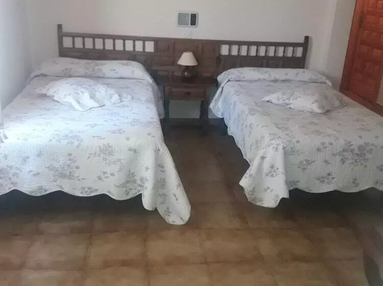 Hostelli El Mirador Del Caslilla