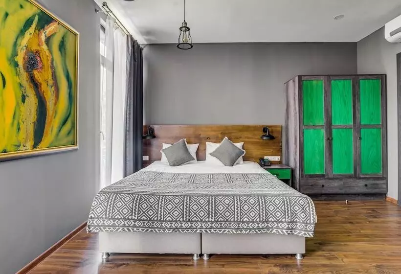 هتل Gino Wellness Mtskheta