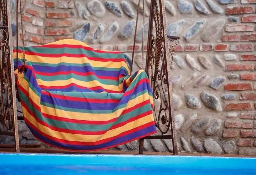 هتل Gino Wellness Mtskheta