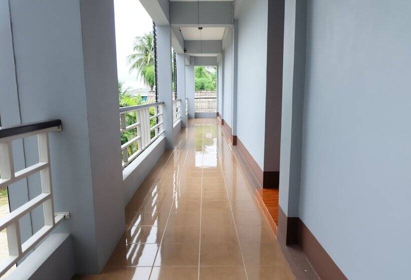 هتل K.s. Place Maechan