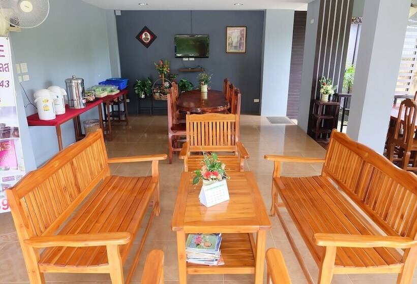 هتل K.s. Place Maechan