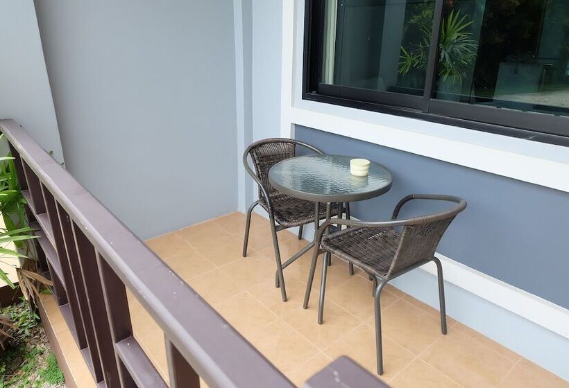 هتل K.s. Place Maechan