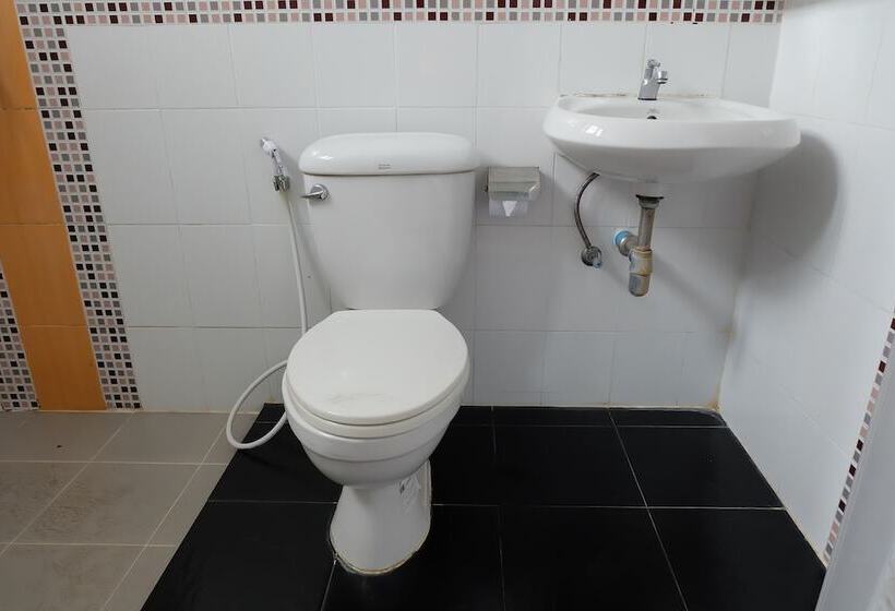 هتل K.s. Place Maechan