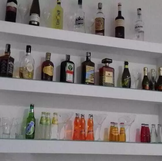 هتل Le Pinède Vistamare
