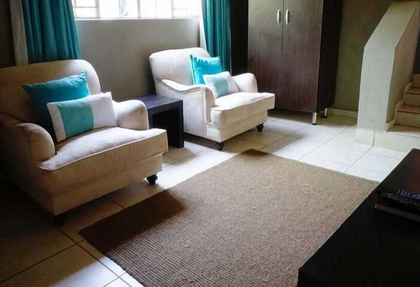 Отель Mbombela Holiday Resort & Spa