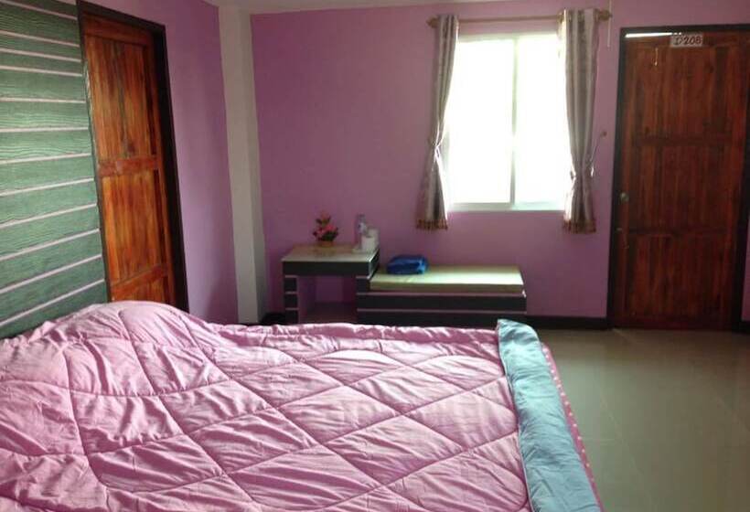 Hotel Red Heart Resort