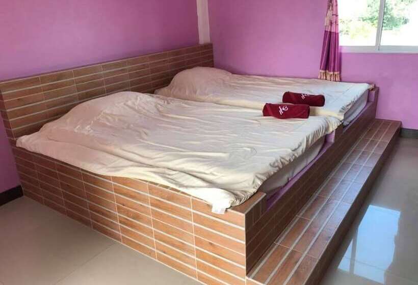 Hotel Red Heart Resort