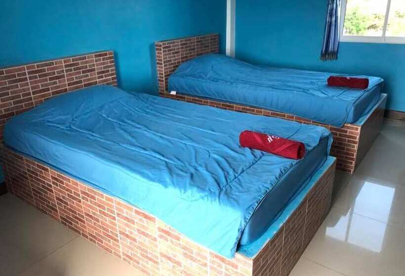 Hotel Red Heart Resort