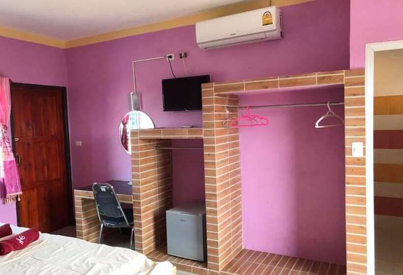 Hotel Red Heart Resort