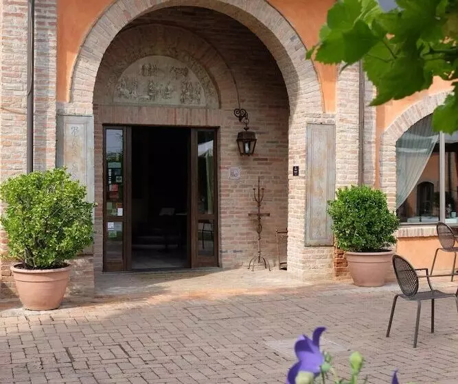 ホテル Relais Cascina Scottina