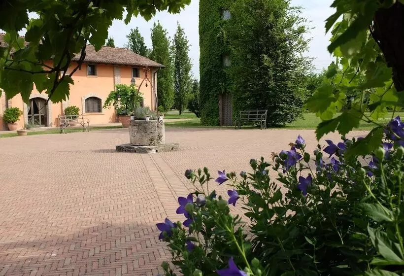 ホテル Relais Cascina Scottina