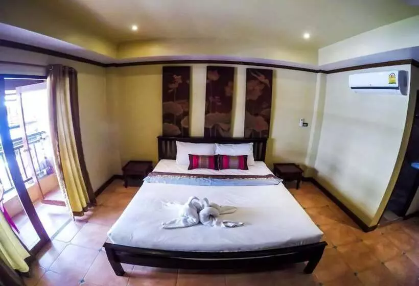 Hotelli Sunshine Coast Inn