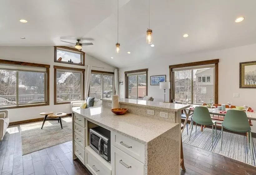Walk To Slopes: Home W/ Hot Tub In Keystone