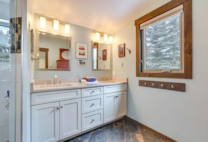 Walk To Slopes: Home W/ Hot Tub In Keystone