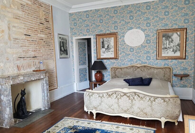 פנסיון Maison De L'amiral