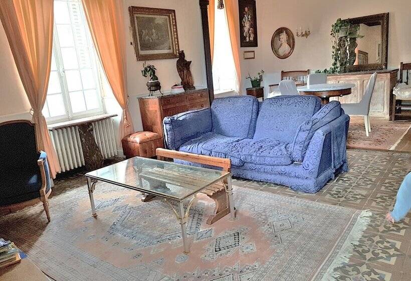 פנסיון Maison De L'amiral