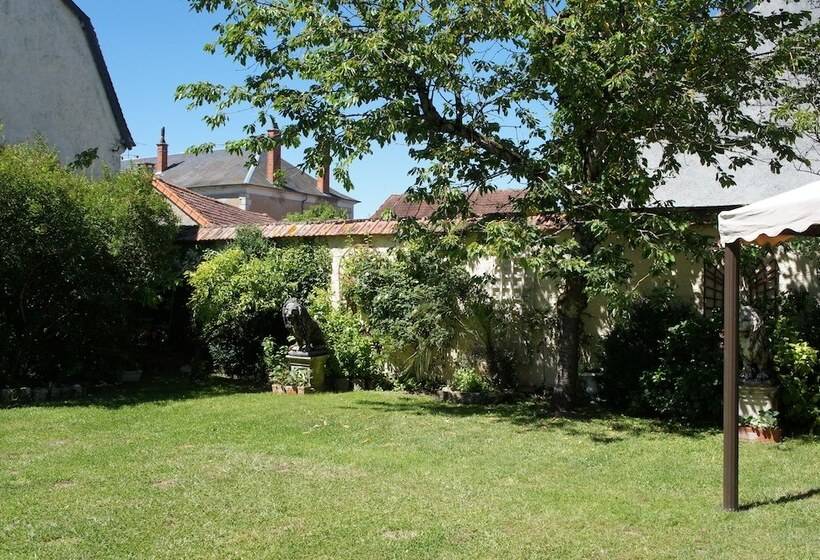 بنسيون Maison De L'amiral