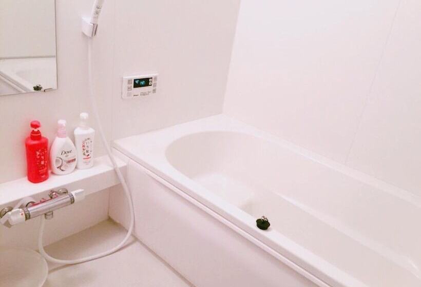 ペンション Osaka Guesthouse Relastay