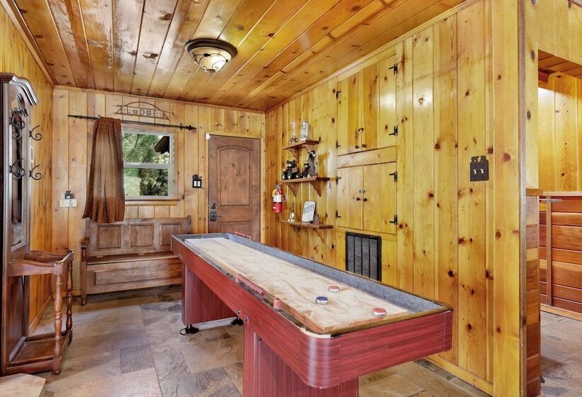 Top Notch Lodge #2056