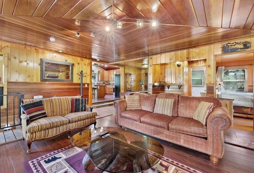 Top Notch Lodge #2056