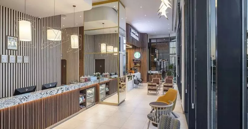 Hotelli Hampton By Hilton Kuwait Salmiya