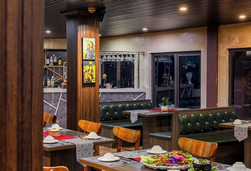 هتل Jk Sapa Homestay & Swimming Pool