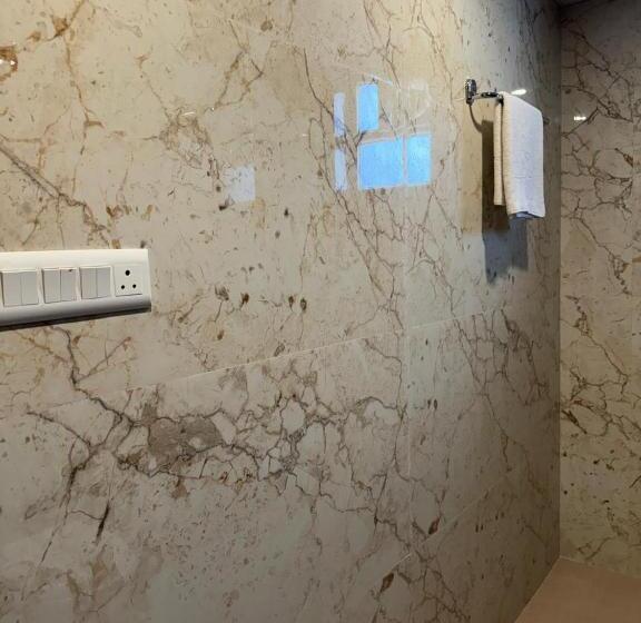 The Carnation Hotel & Resort