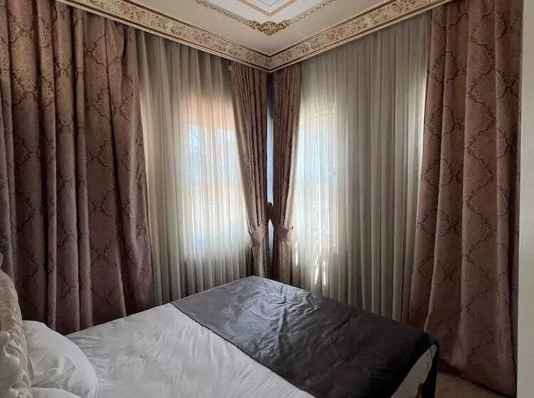 Mihri Hatun Suit Otel